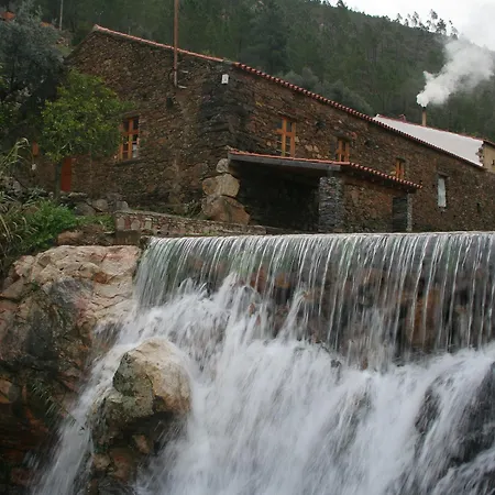 Casas Do Almourao