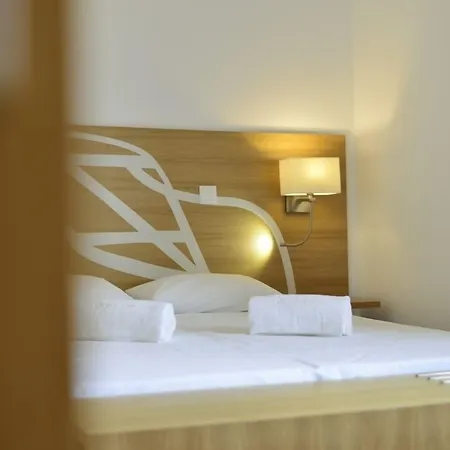 Casas Do Almourao 컨트리하우스 *