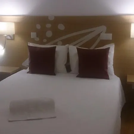 Casas Do Almourao Foz do Cobrão