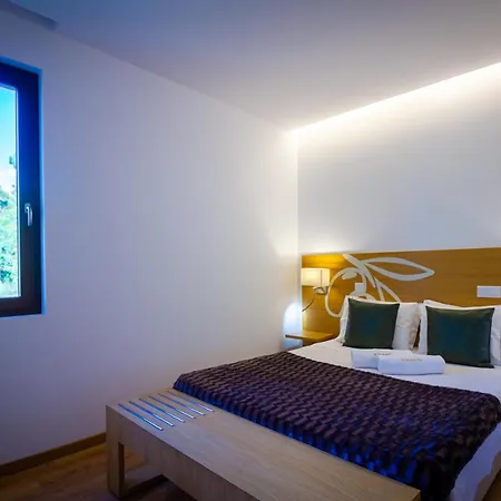 Casas Do Almourao * Foz do Cobrão